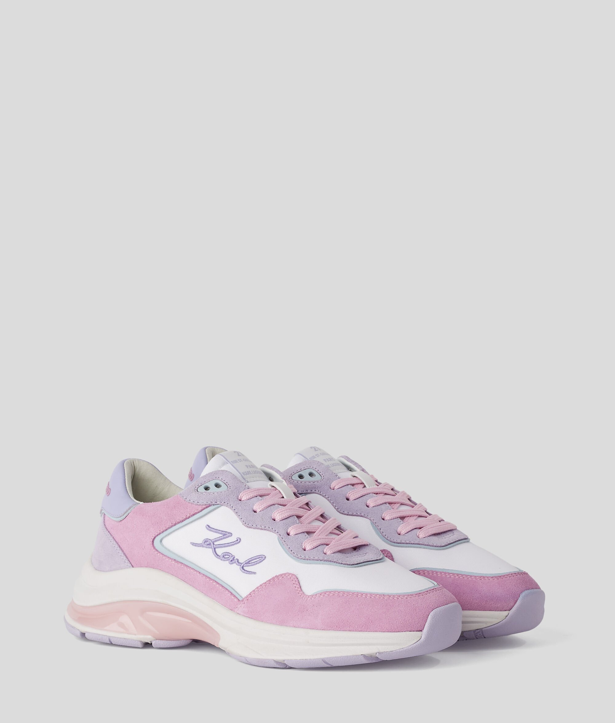 (image for) Unique Selling Point Lux Finesse Signia Trainers